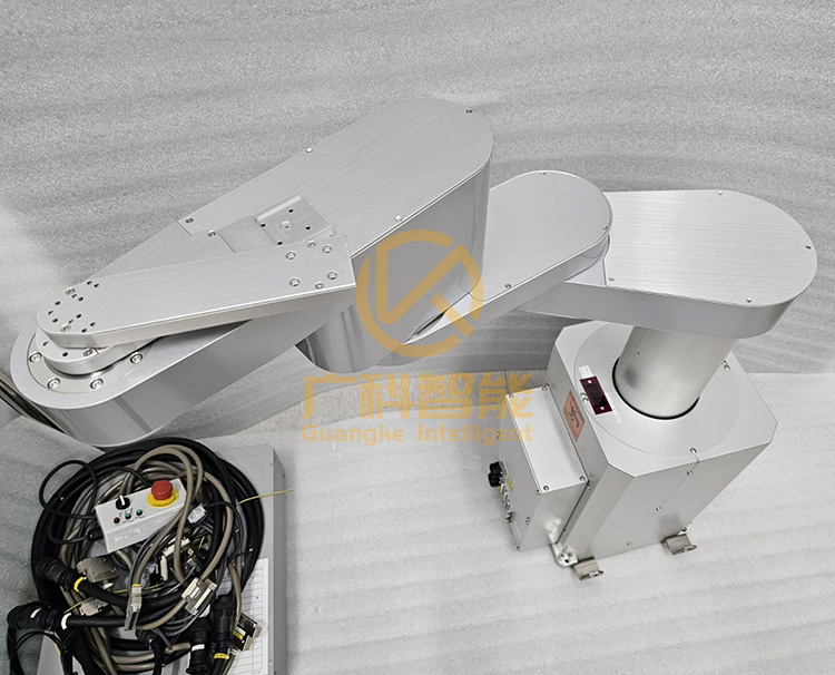 检修Nidec Sankyo SR8240PSK01晶圆取片机器人